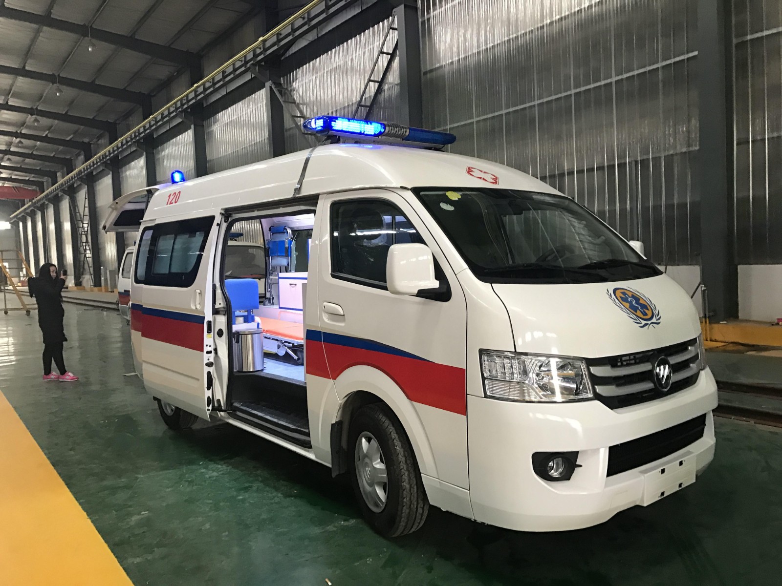 安图县救护车转院